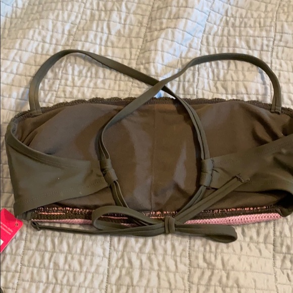 Bikini. - Picture 3 of 3